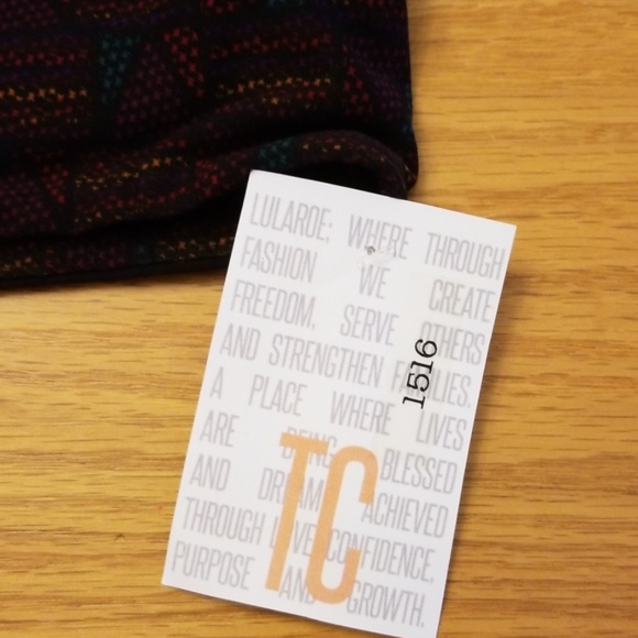 LuLaRoe Leggings  size TC (12 - 18) NWT - Picture 3 of 3